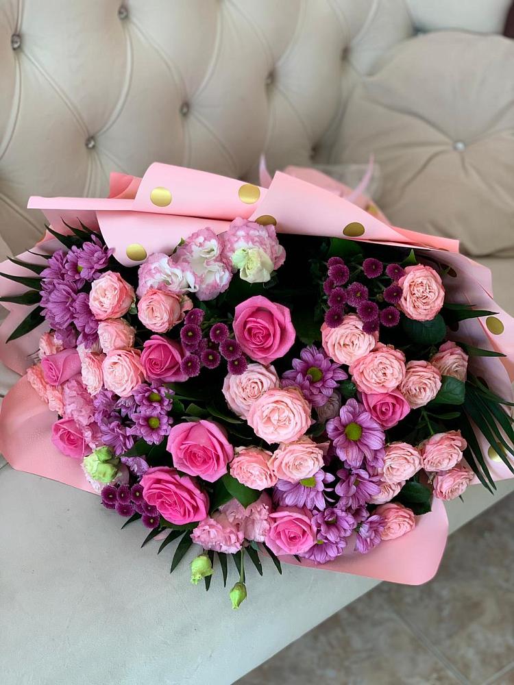 Букет цветов из: Хризантемы, Розы и Лизиантусы в Терволово