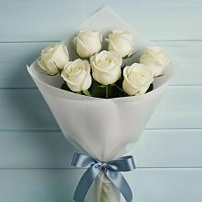 Букет 7 Белых роз Эдлесс Лав в Терволово
