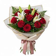 Букет цветов из:  Лилии и Розы в Терволово