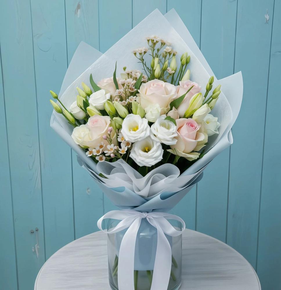 Букет цветов из: Розы и Лизиантусы в Терволово