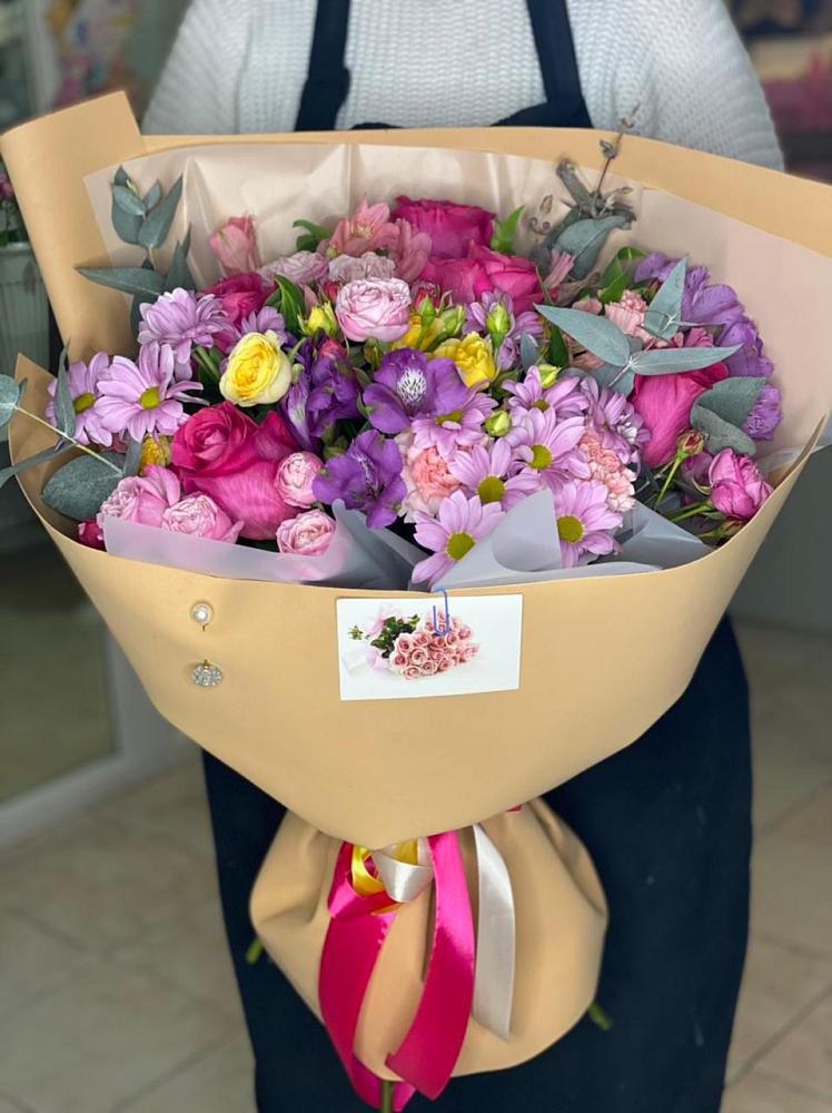 Букет цветов из: Хризантемы, Гвоздики и Альстромерии в Терволово