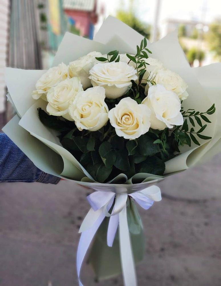 Букет Белые розы Проуд в Терволово