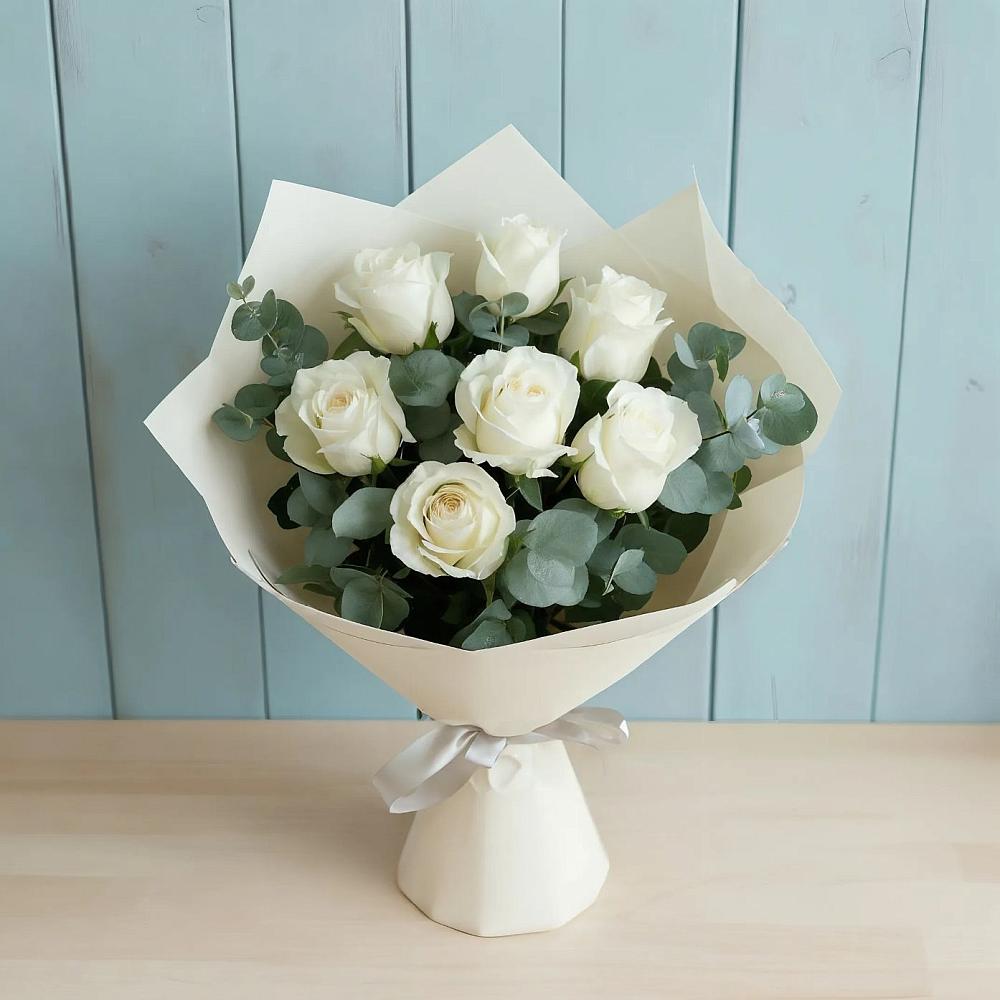 Букет Белые розы в Эвкалипте в Терволово