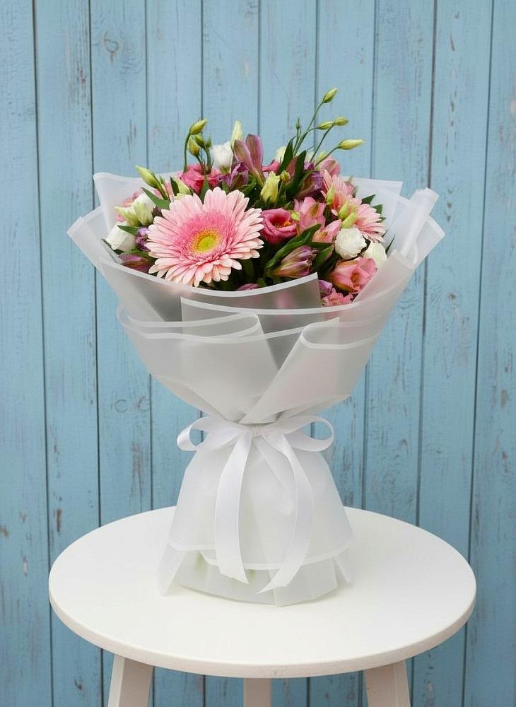 Букет цветов из: Герберы, Альстромерии и Лизиантусы в Терволово