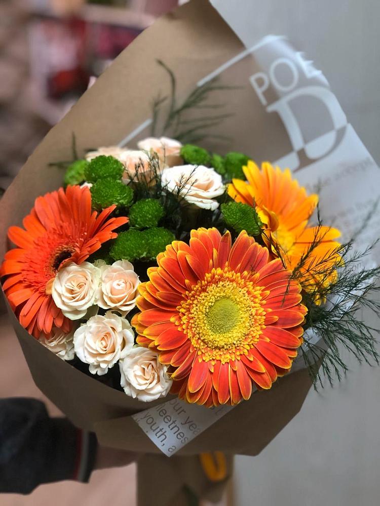 Букет цветов из: Герберы, Хризантемы и Розы в Терволово