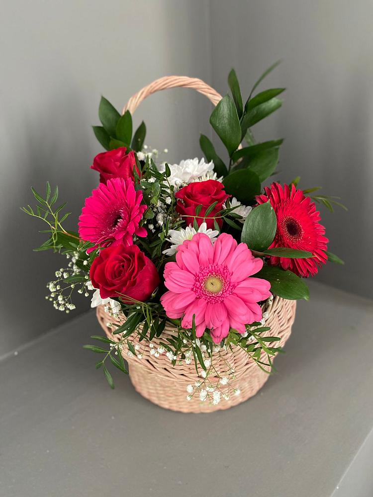 Цветочная композиция из Розы, Хризантемы и Герберы в корзине в Терволово