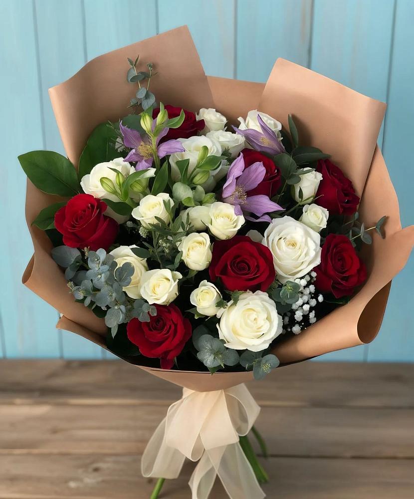 Букет цветов из: Розы и Альстромерии в Терволово